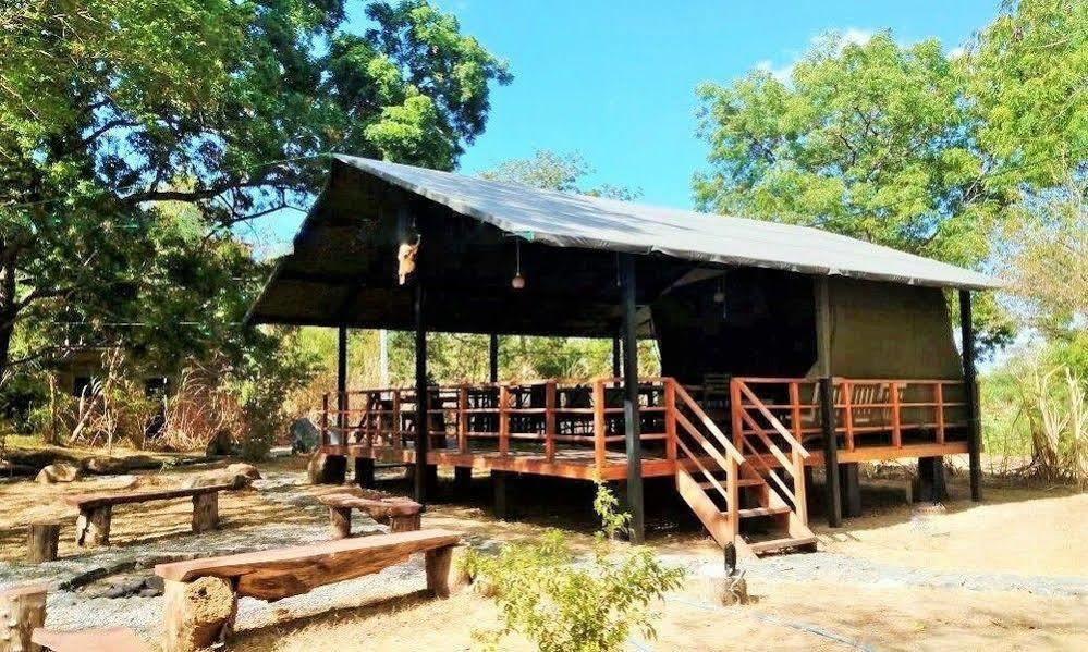 Kula Kula Luxury Camping Resort ウダワラウェ エクステリア 写真